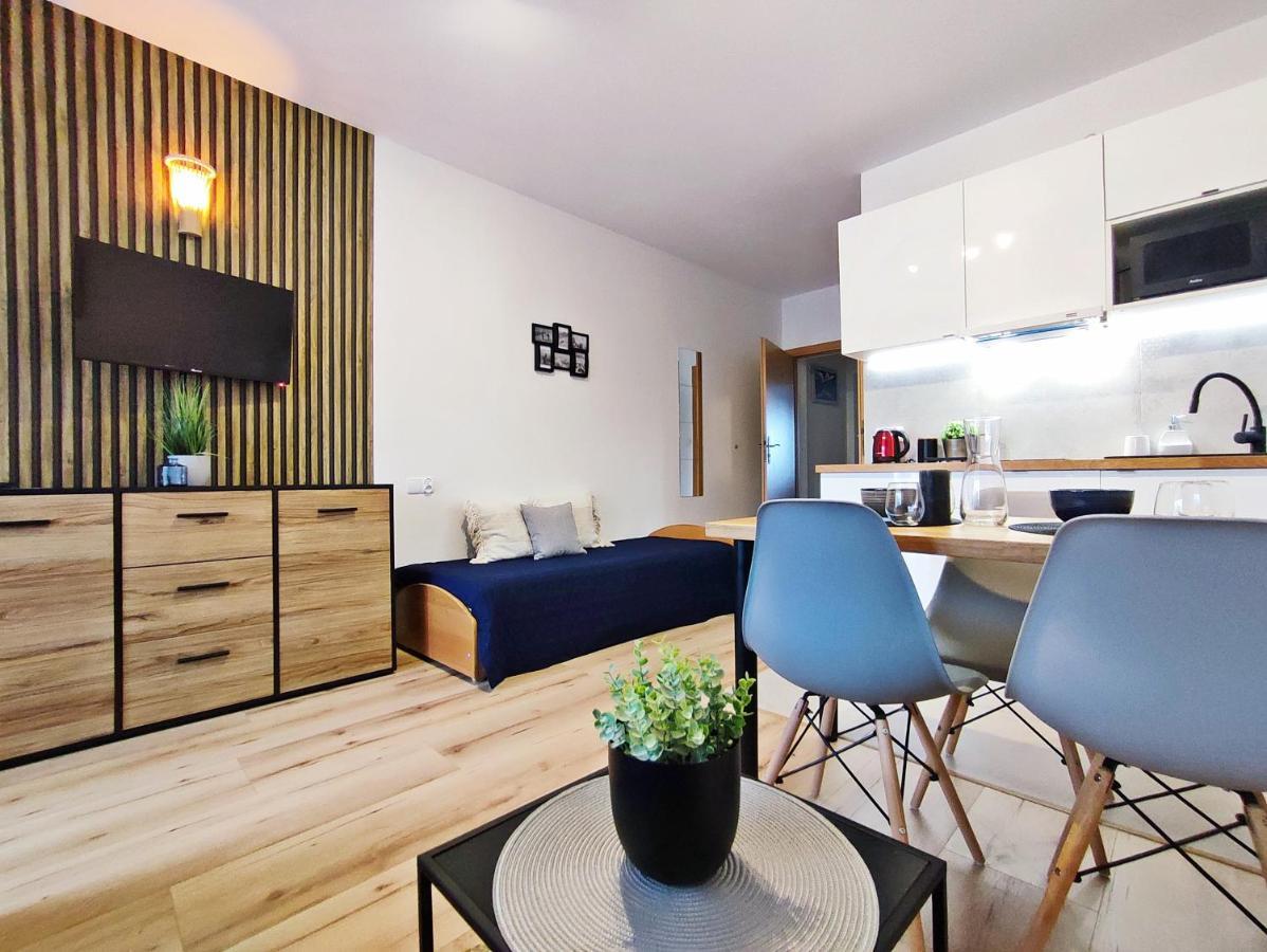 Homestay Paradna