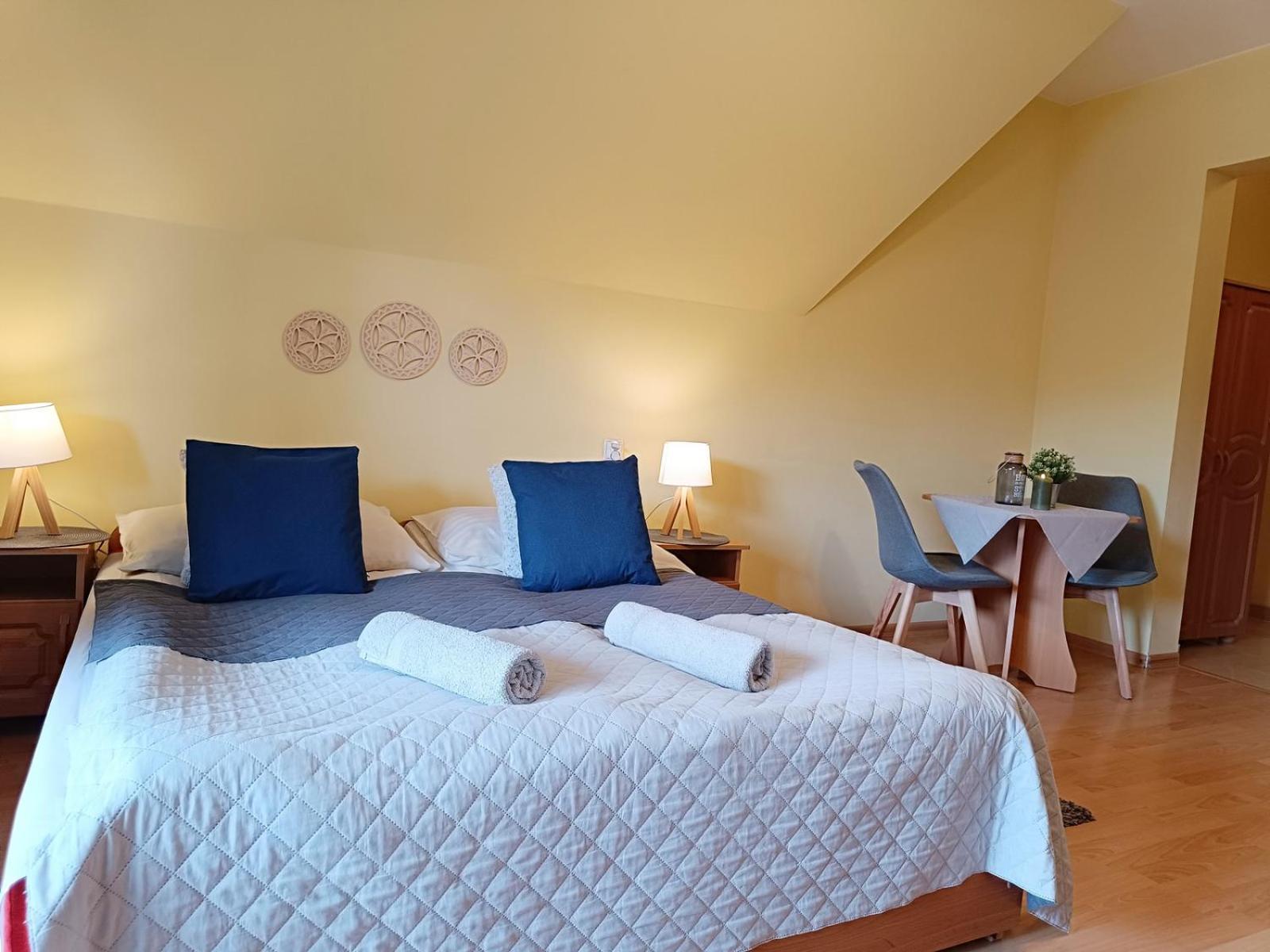 Homestay Paradna